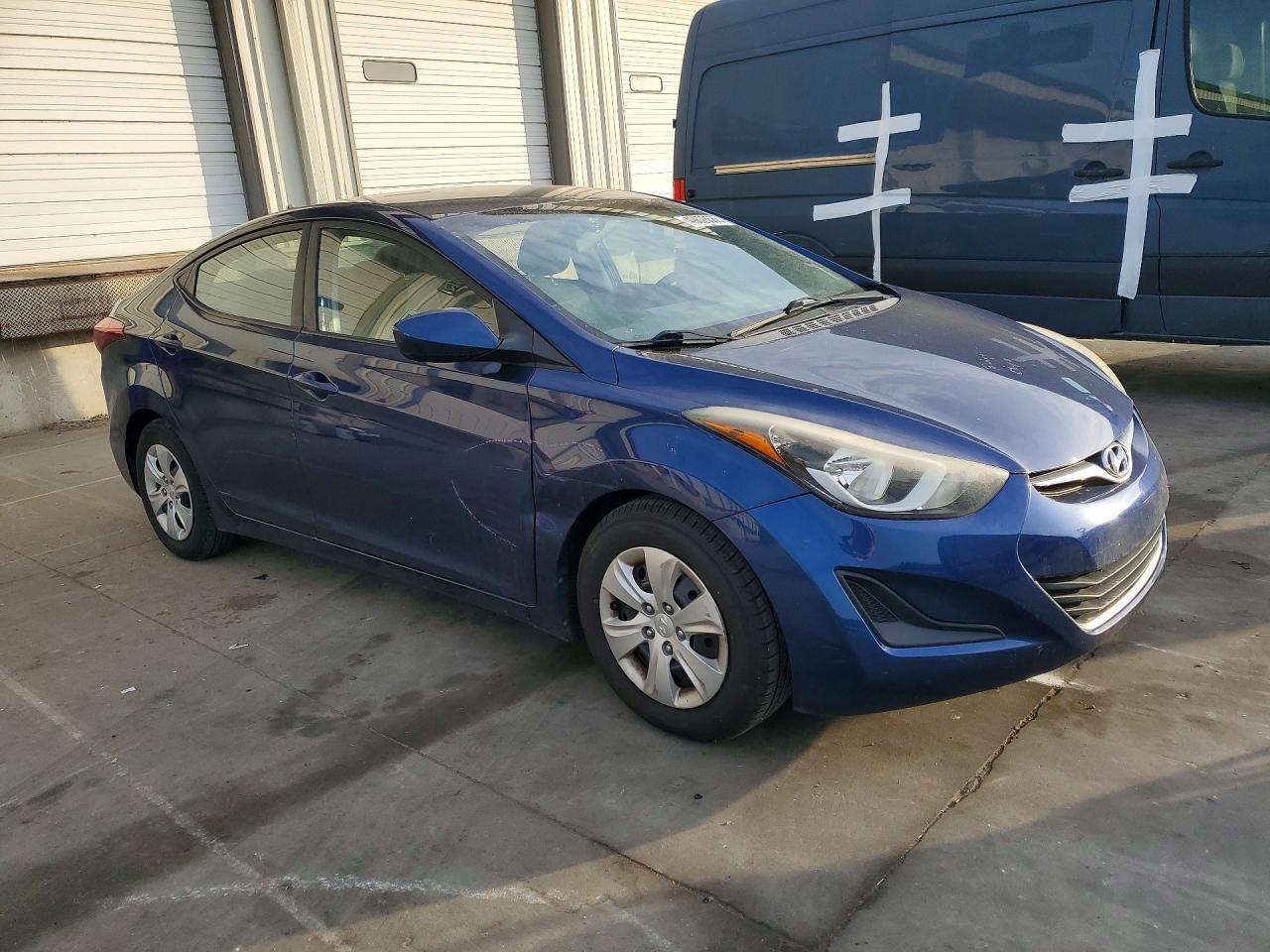 2016 HYUNDAI ELANTRA