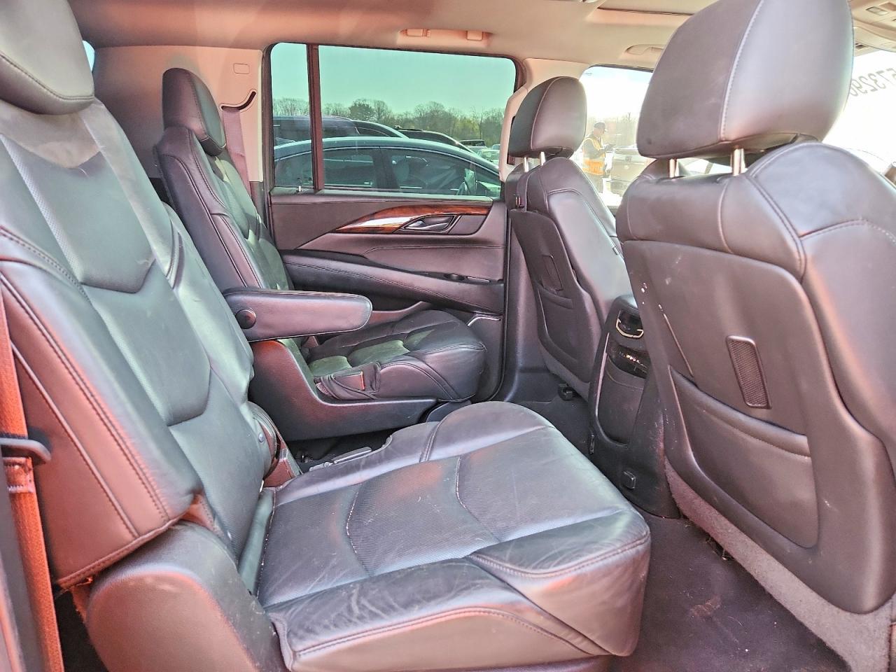 2015 CADILLAC Escalade ESV