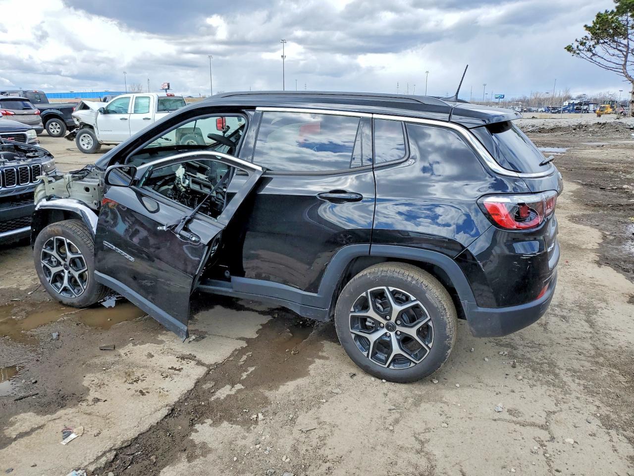 2025 JEEP Compass
