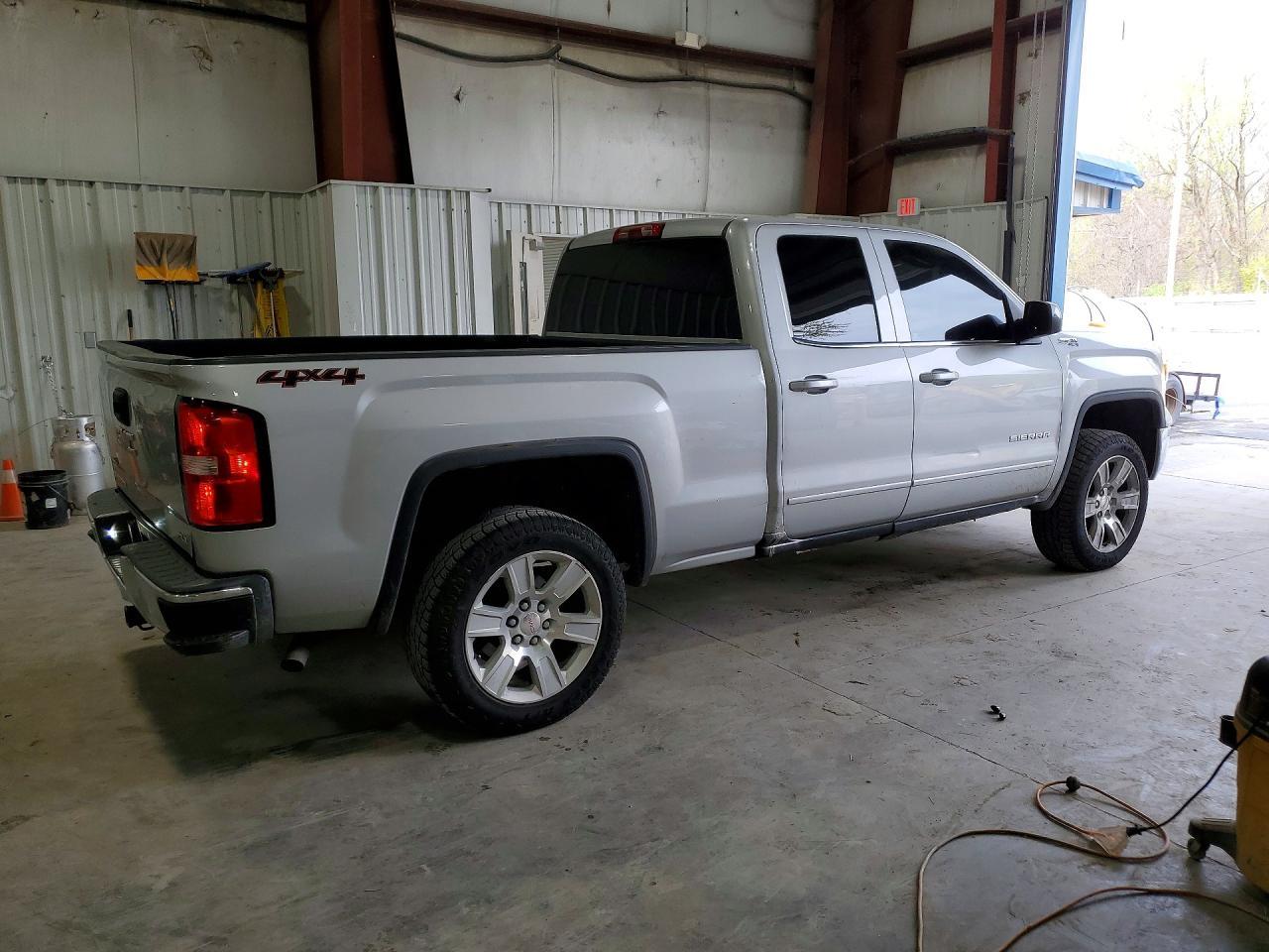 2015 GMC Sierra