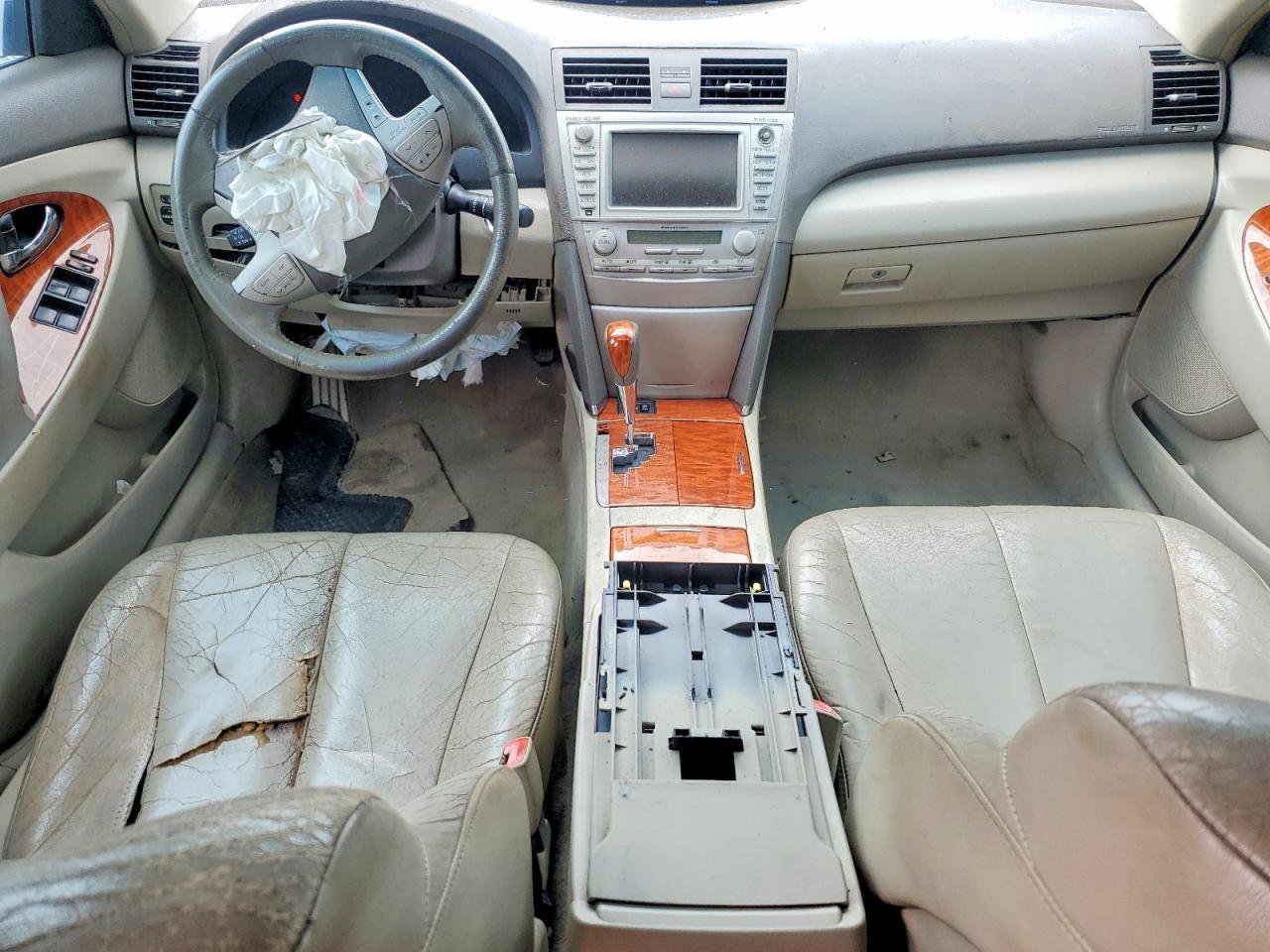 2011 TOYOTA CAMRY