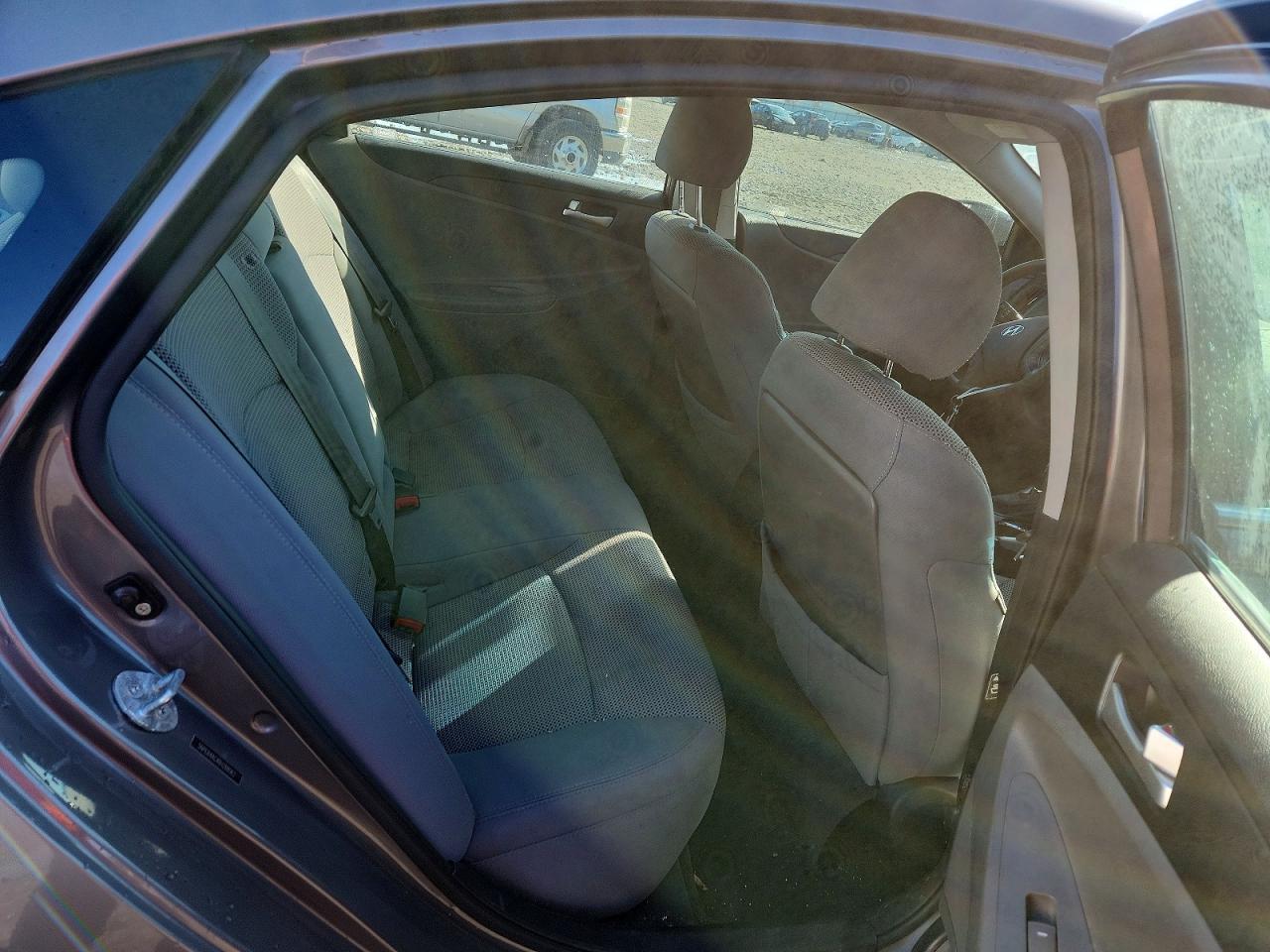 2011 HYUNDAI SONATA