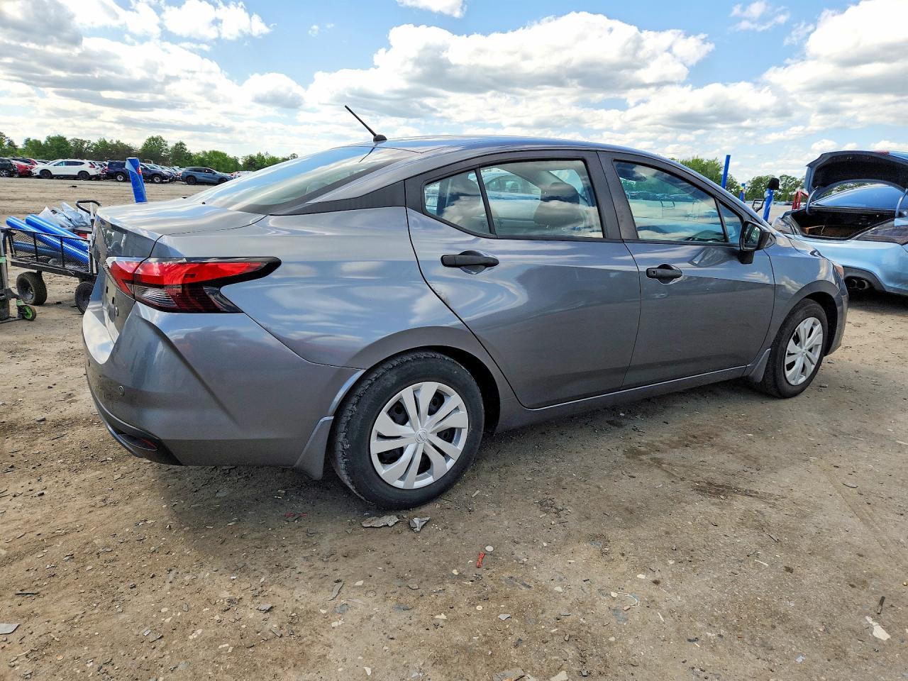 2023 NISSAN VERSA