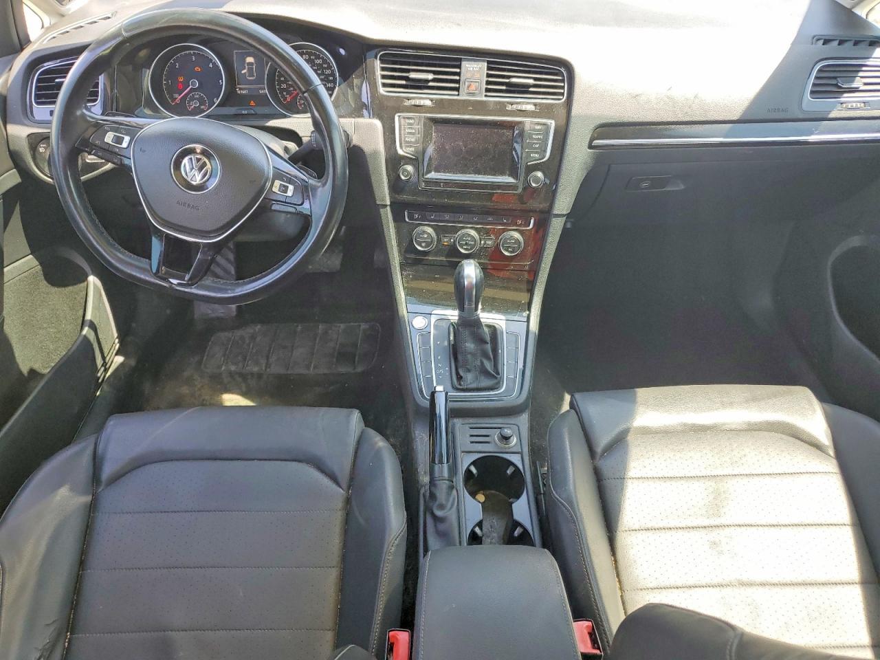 2015 VOLKSWAGEN GOLF