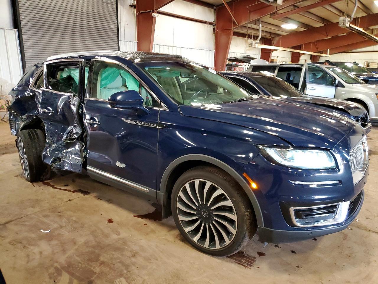 2019 LINCOLN Nautilus