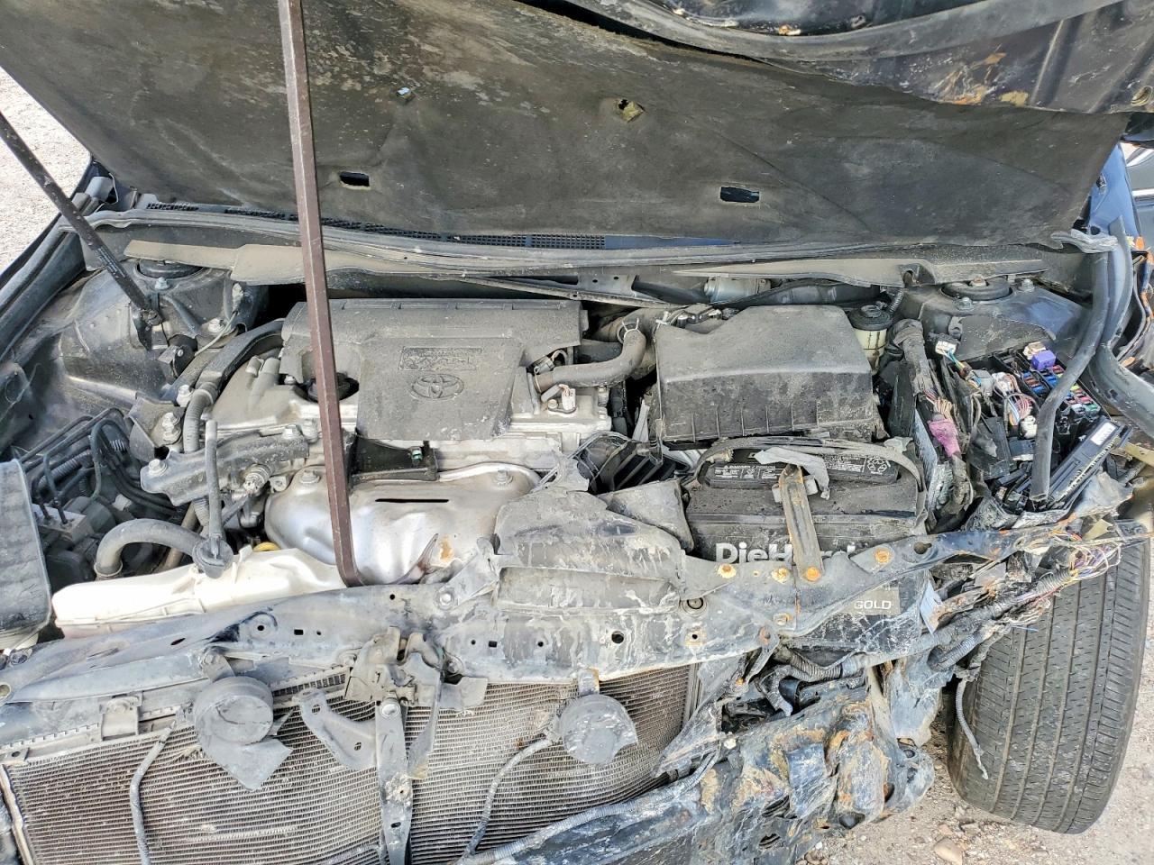2016 TOYOTA CAMRY