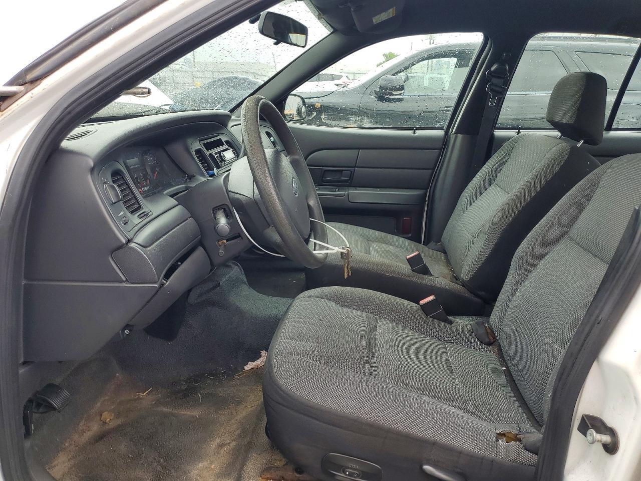2008 FORD Crown Victoria