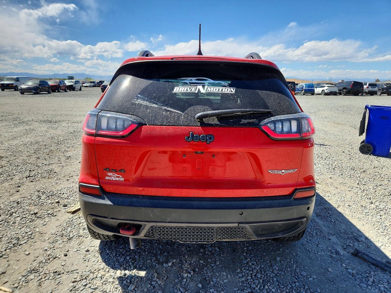 2019 JEEP CHEROKEE
