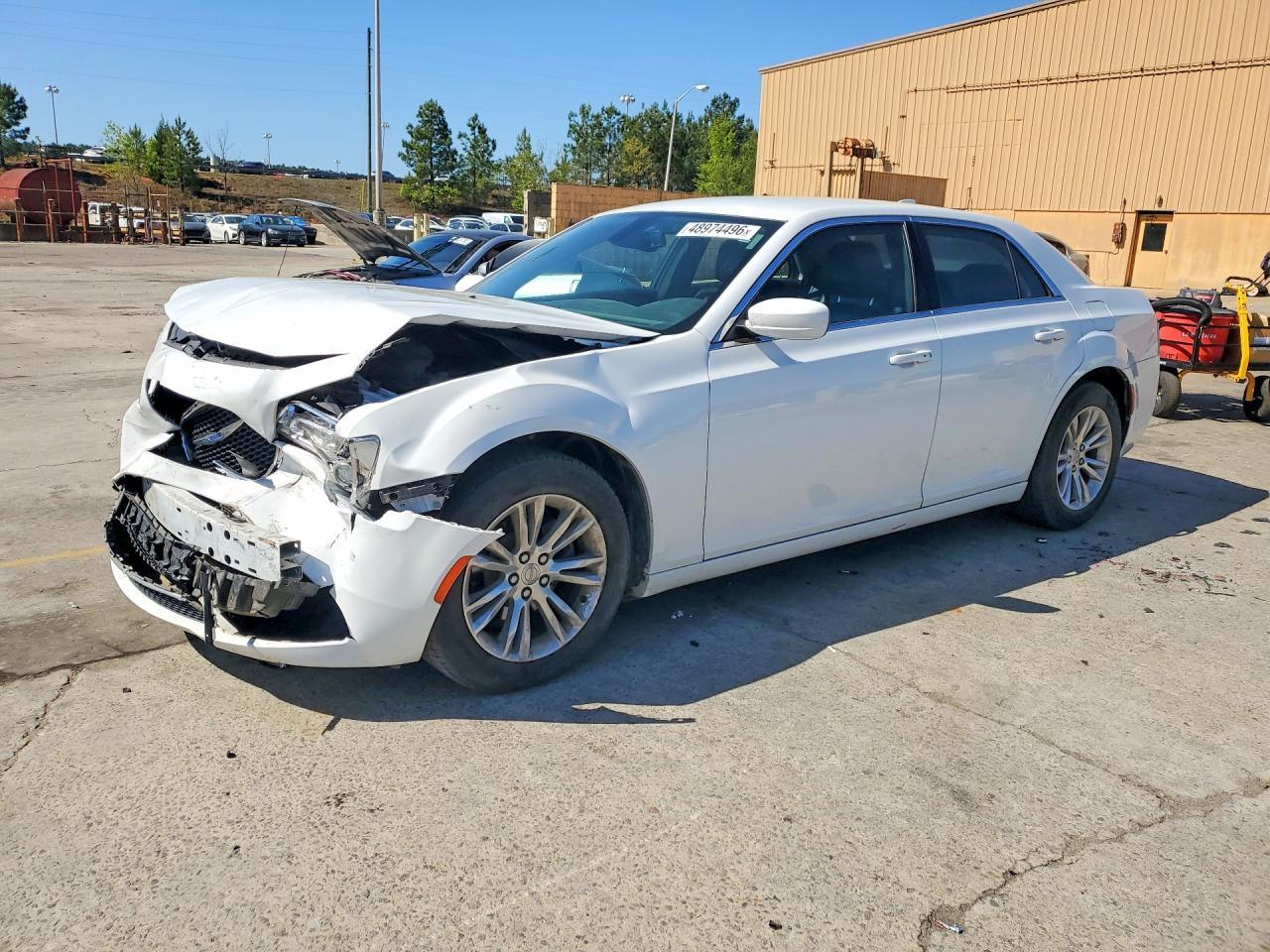 2019 CHRYSLER 300