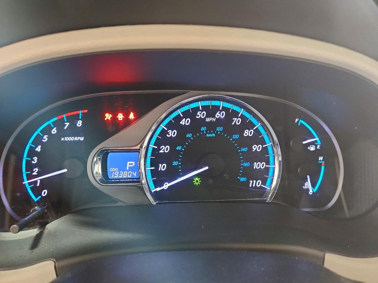2012 TOYOTA SIENNA