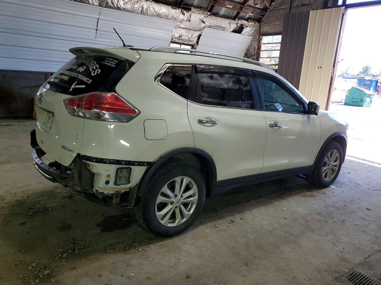 2015 NISSAN ROGUE