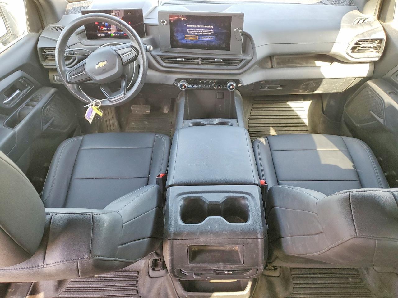 2024 CHEVROLET Silverado
