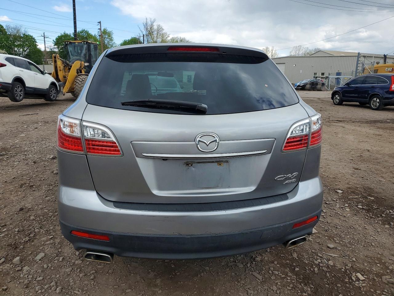 2011 MAZDA CX-9