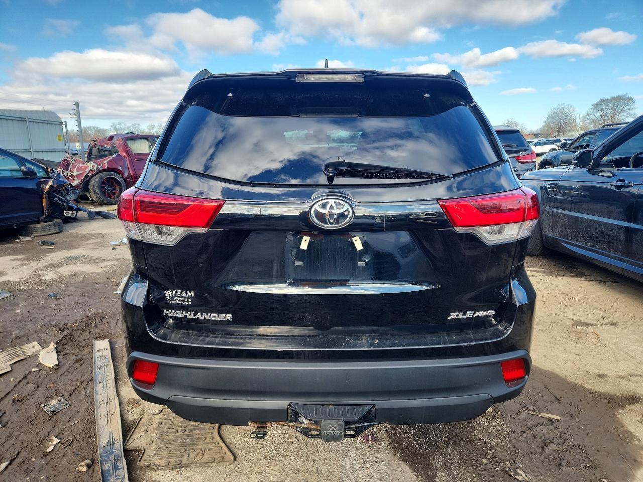 2019 TOYOTA HIGHLANDER