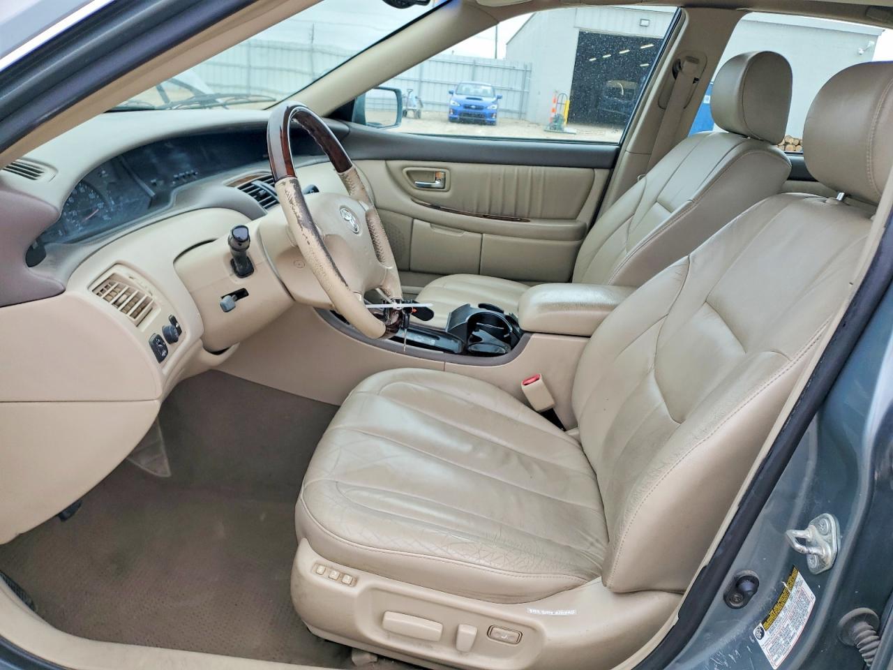 2004 TOYOTA Avalon