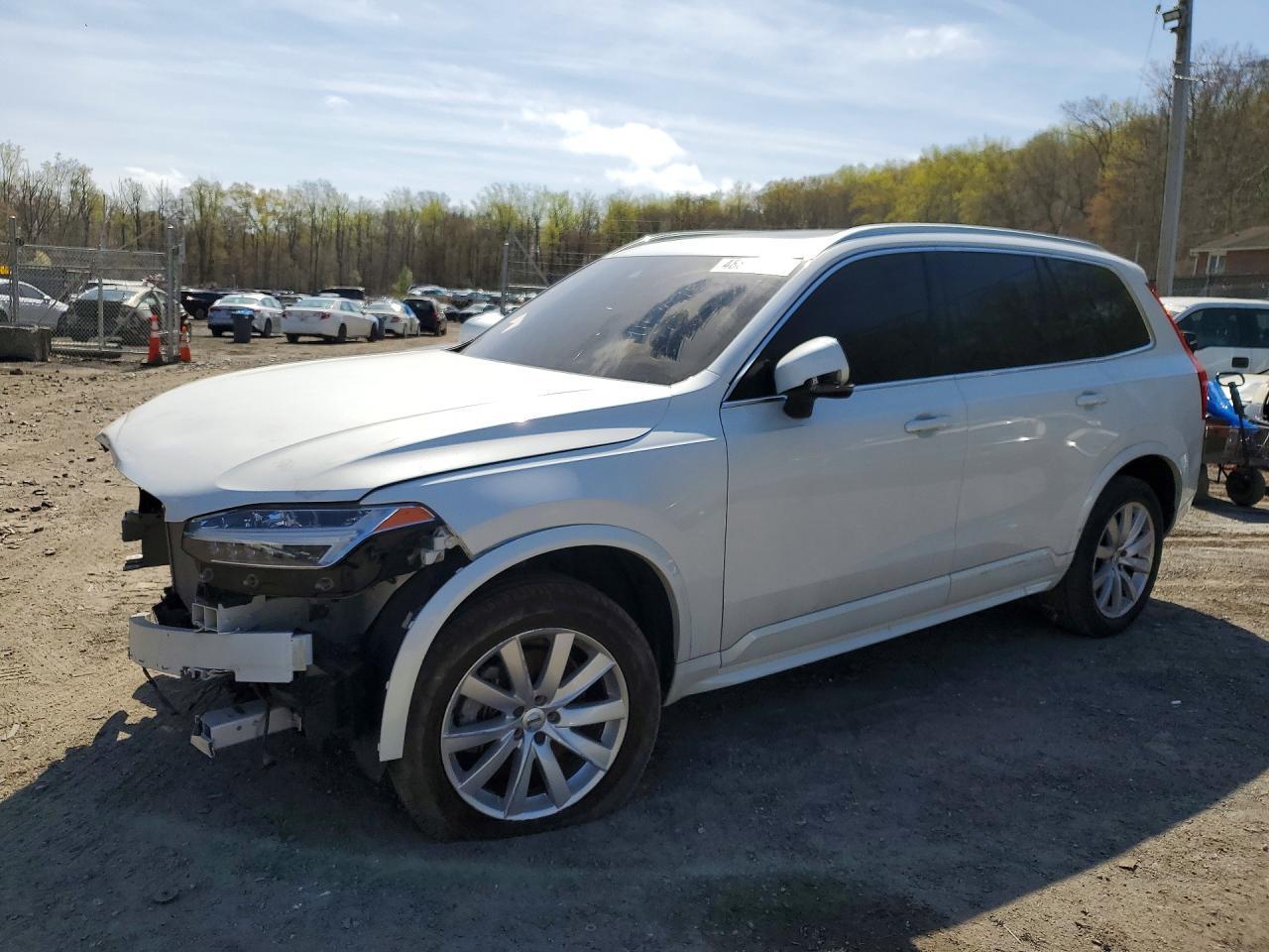 2021 VOLVO XC90
