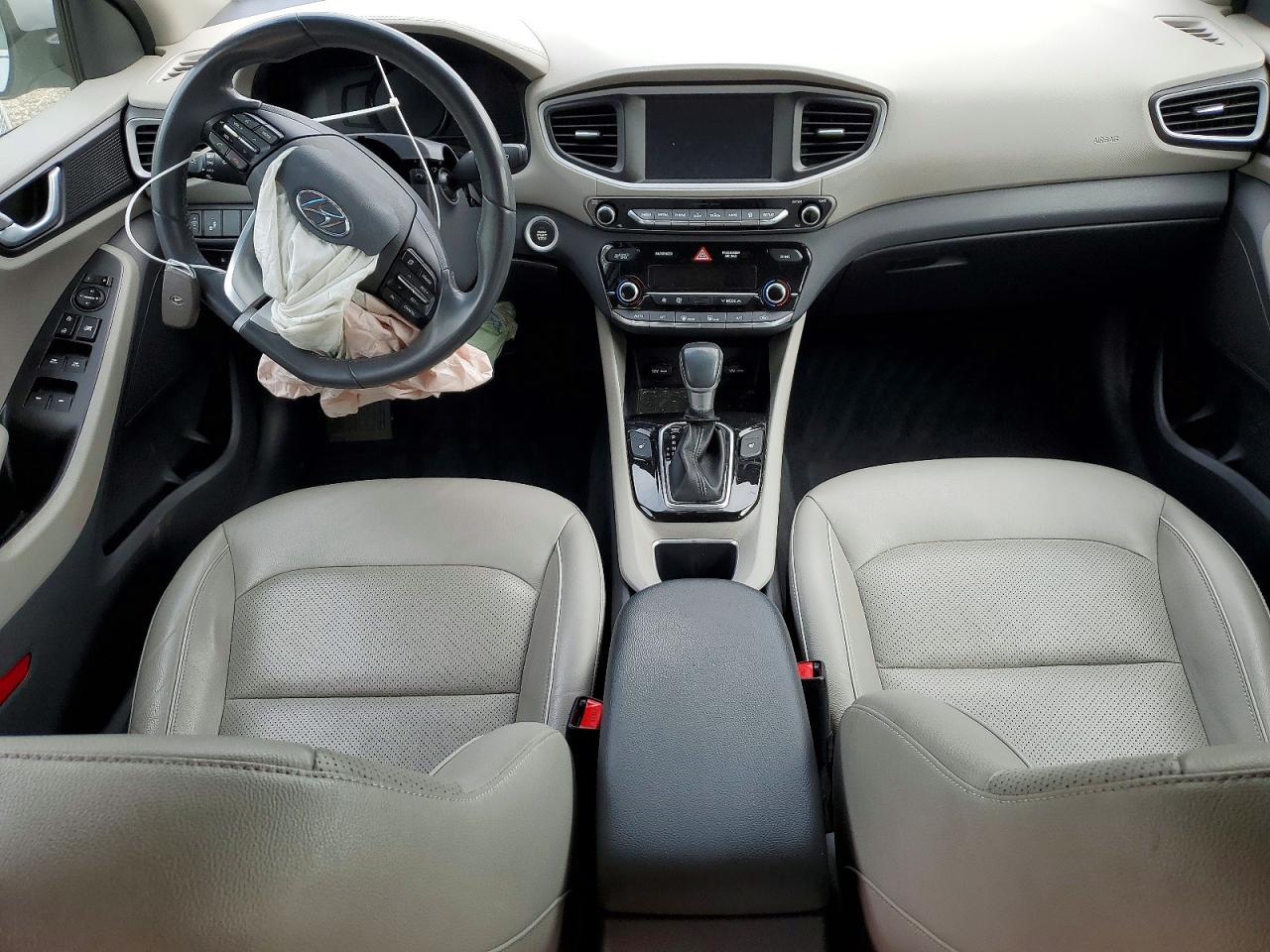 2017 HYUNDAI Ioniq
