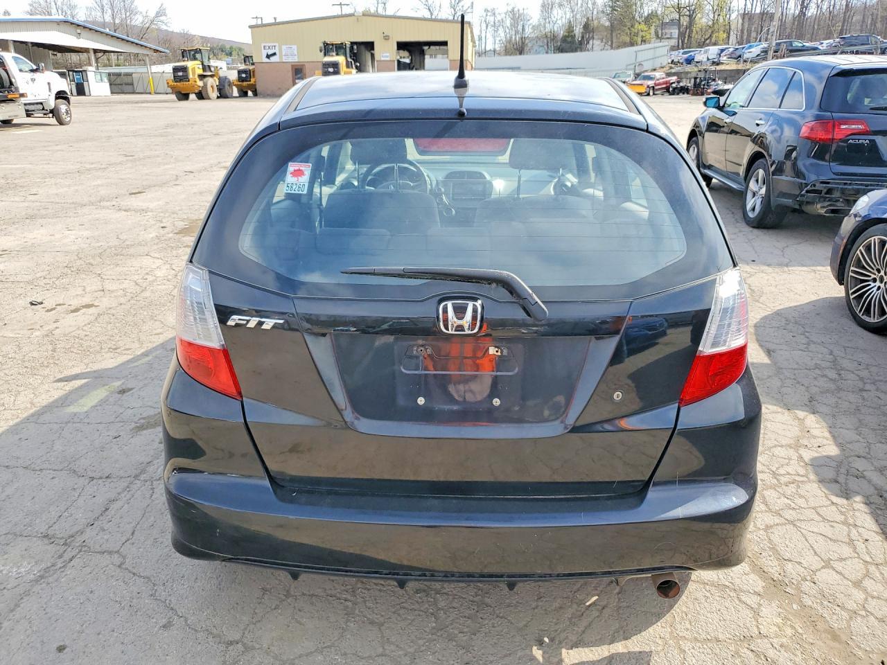 2010 HONDA FIT
