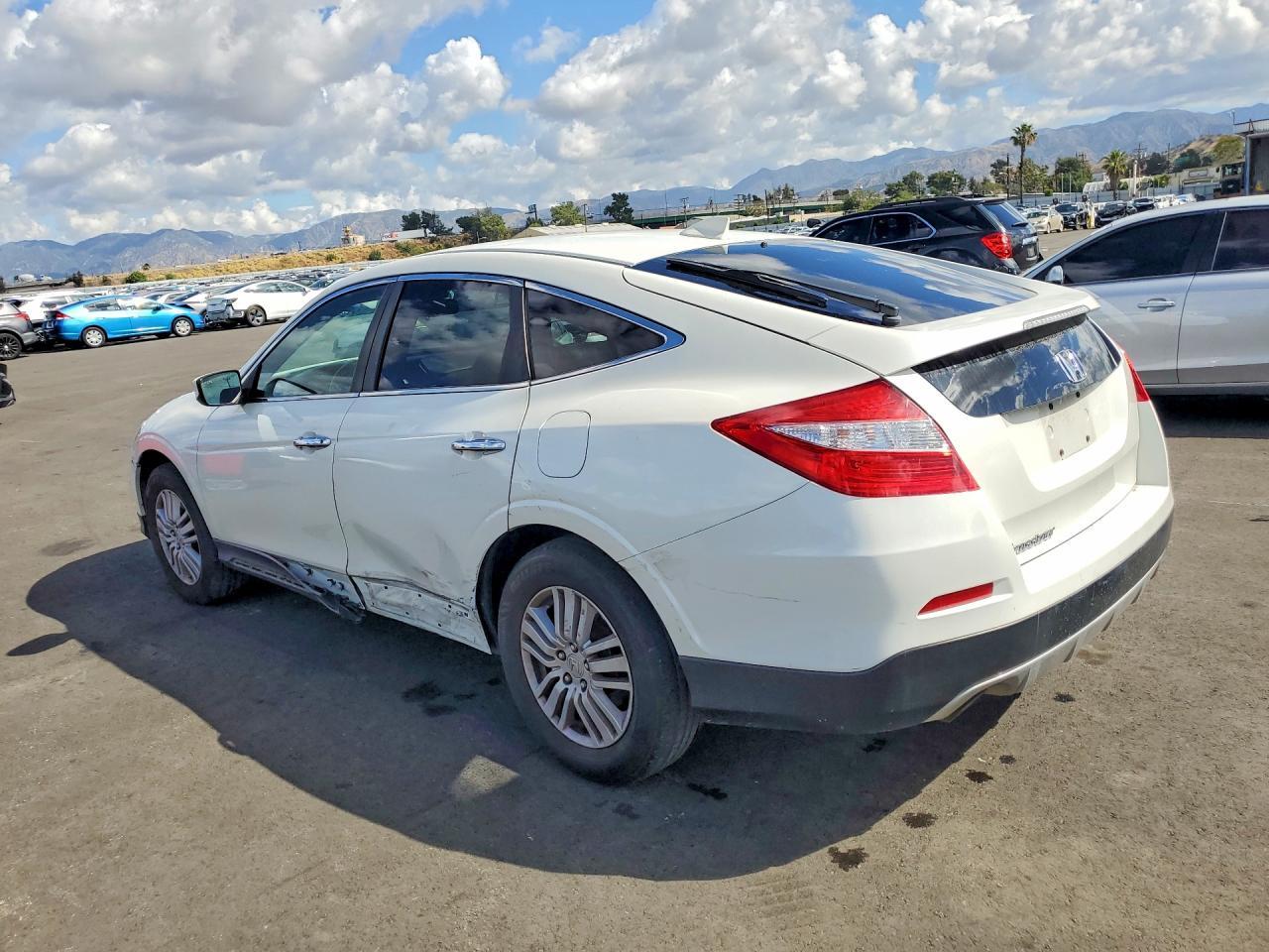 2013 HONDA Crosstour