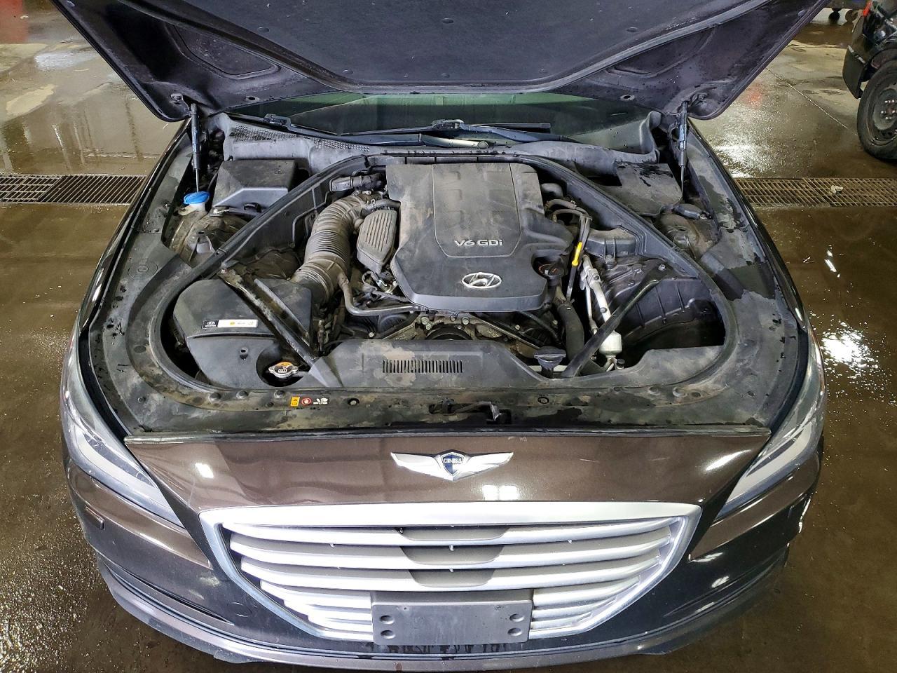 2015 HYUNDAI GENESIS