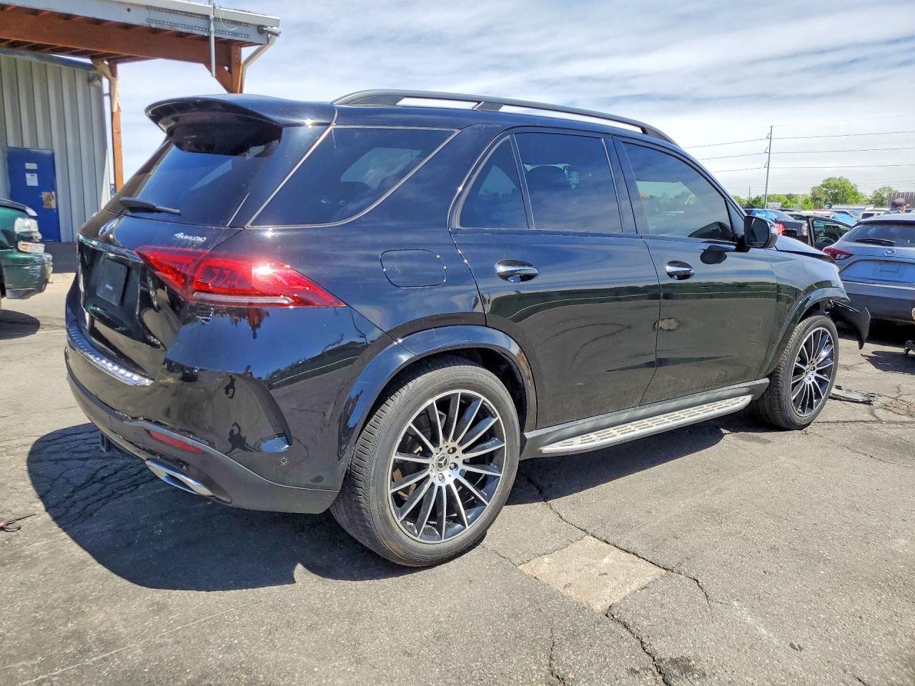 2021 MERCEDES-BENZ E-Class