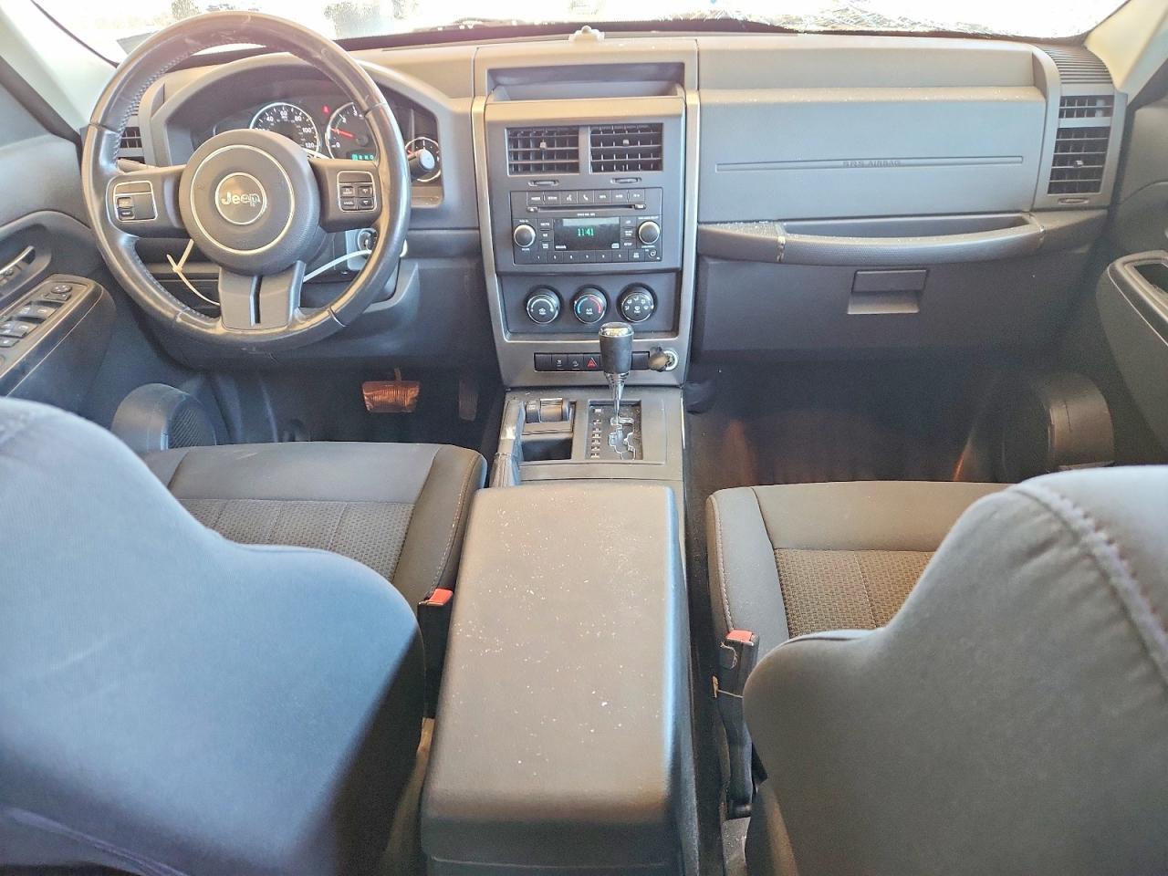 2011 JEEP Liberty