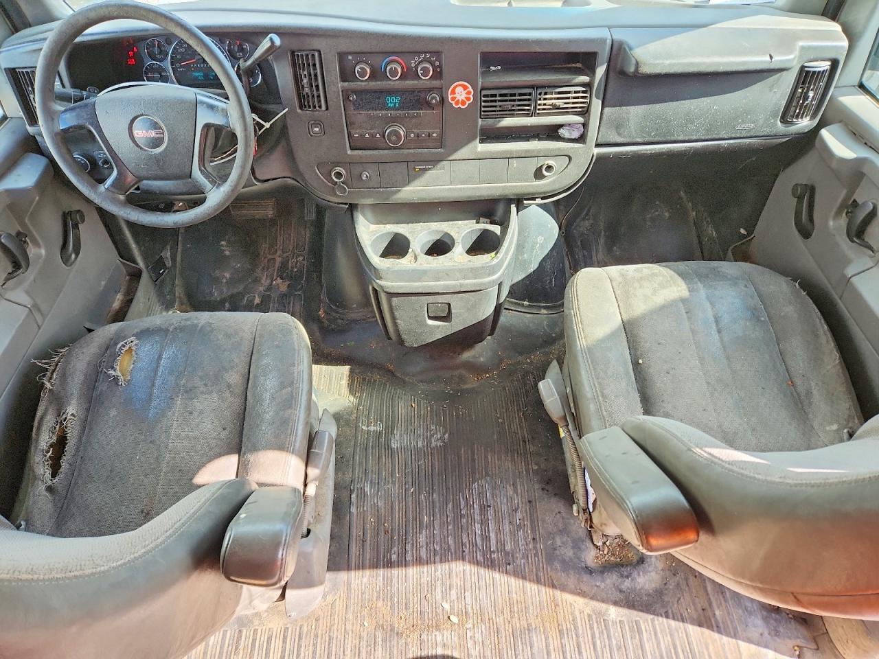 2013 GMC Savana