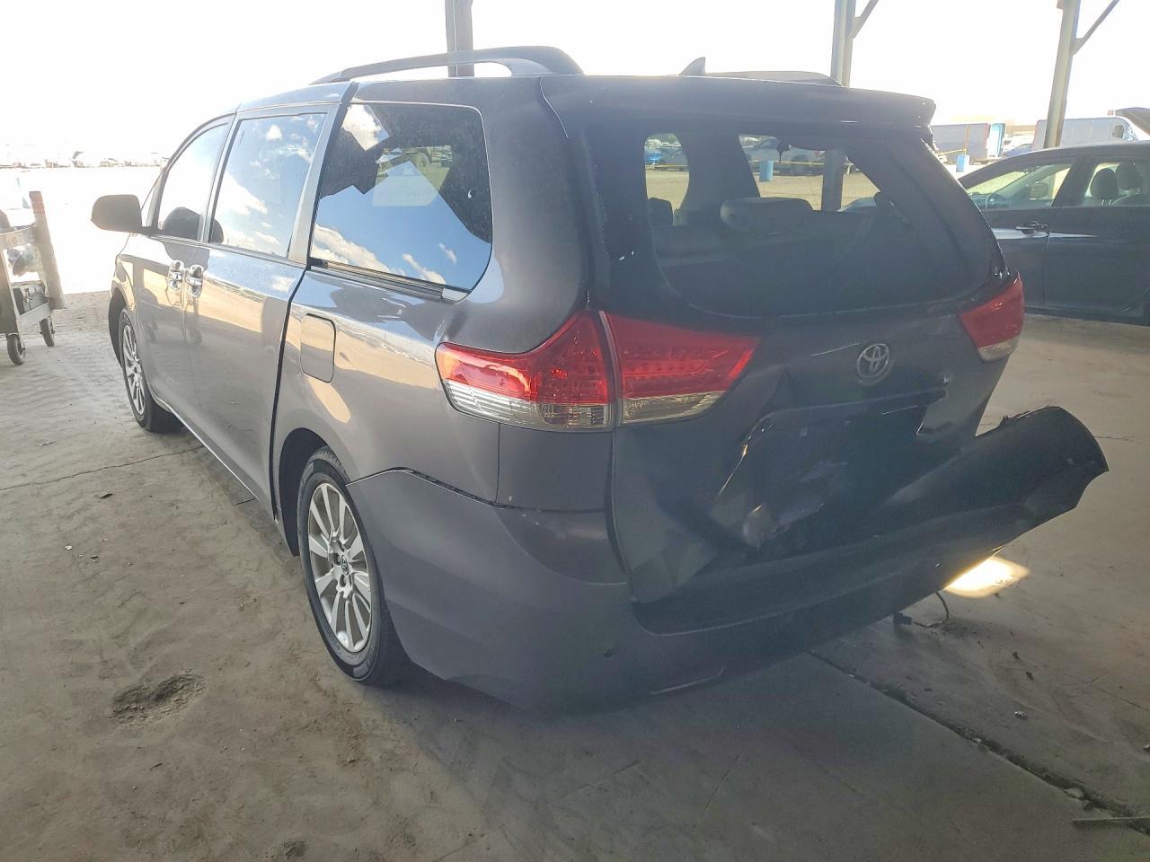 2014 Toyt Sienna