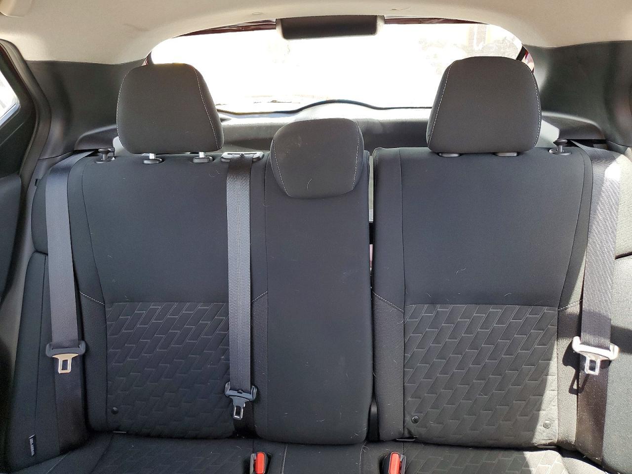 2021 NISSAN KICKS