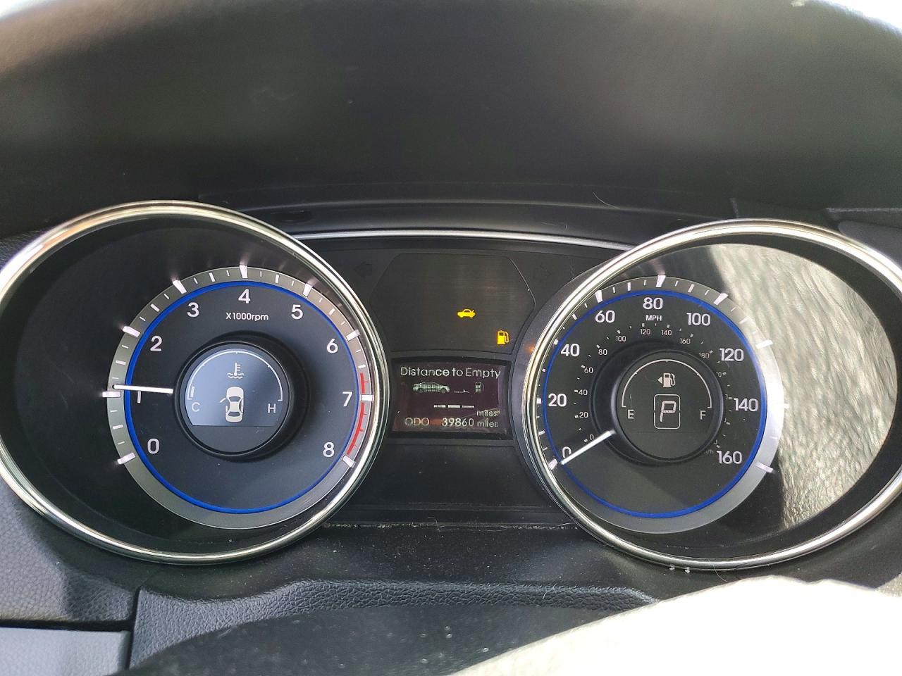 2011 HYUNDAI SONATA