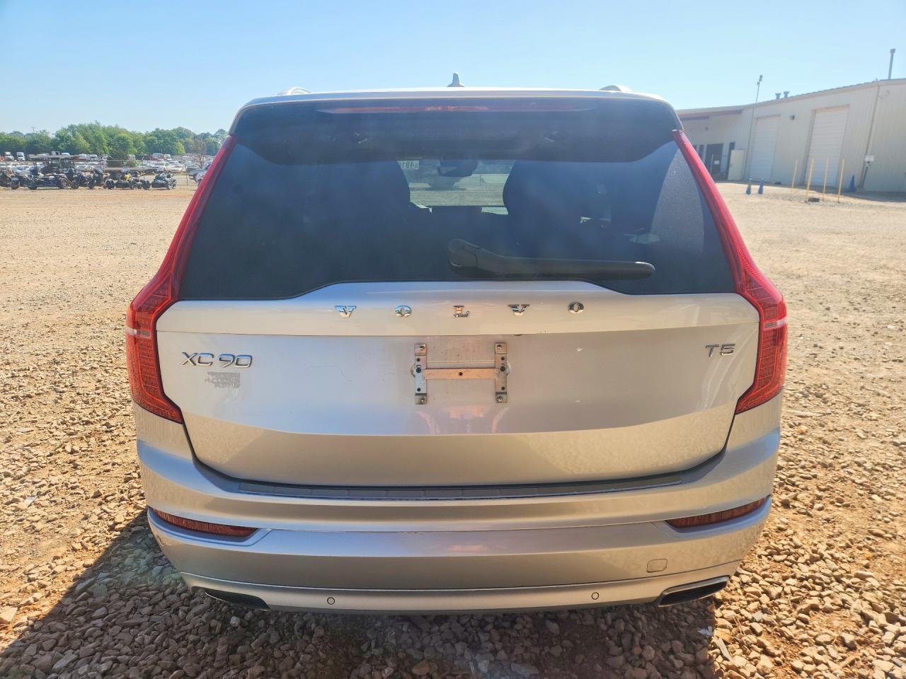 2021 VOLVO XC90
