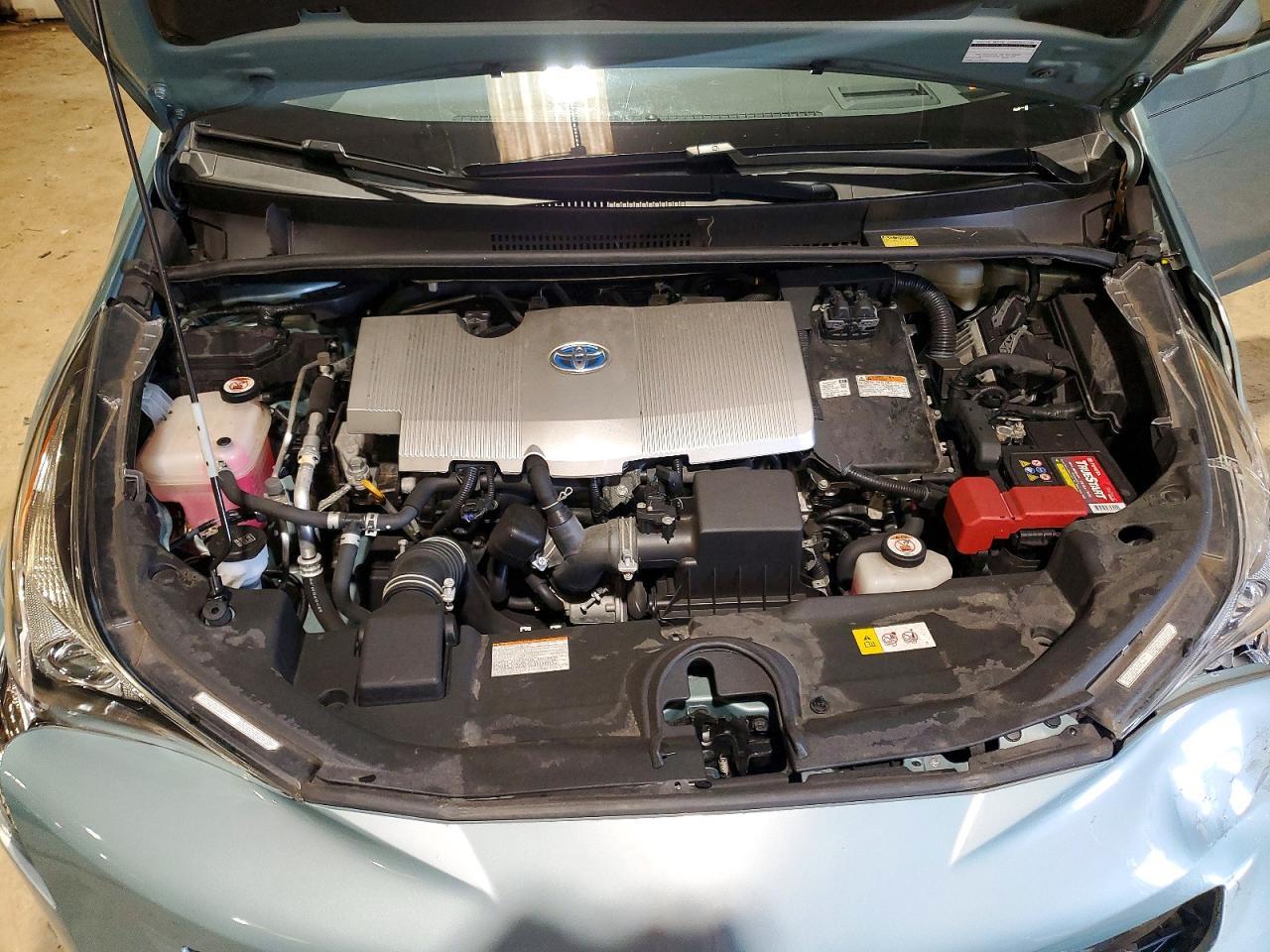 2017 TOYOTA PRIUS