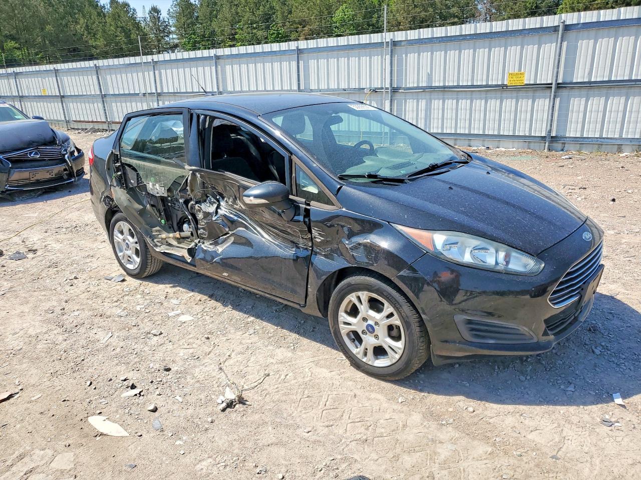 2016 FORD Fiesta