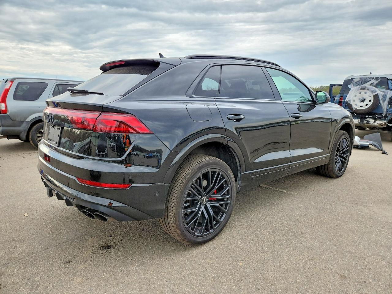 2025 AUDI SQ8