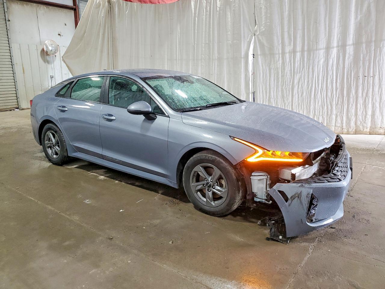 2023 KIA K5