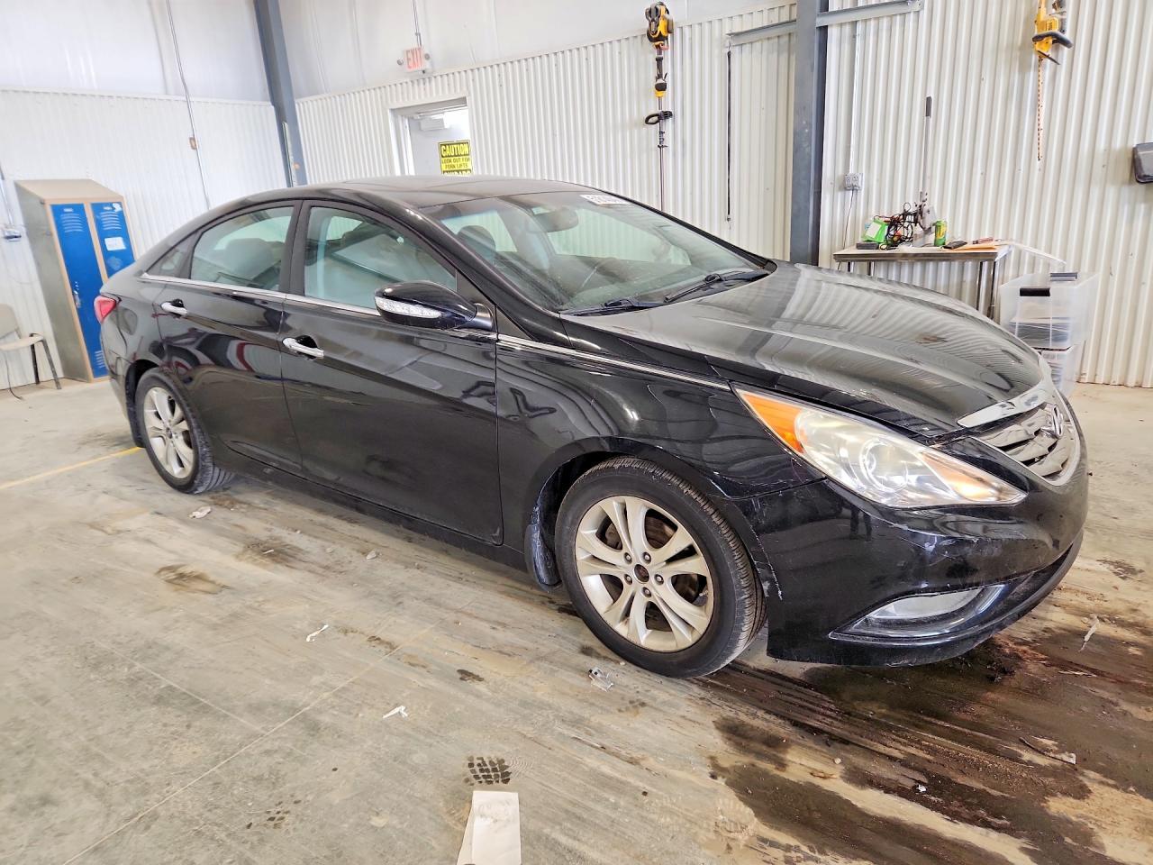 2011 HYUNDAI SONATA