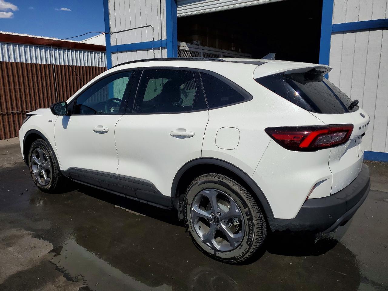 2026 FORD ESCAPE