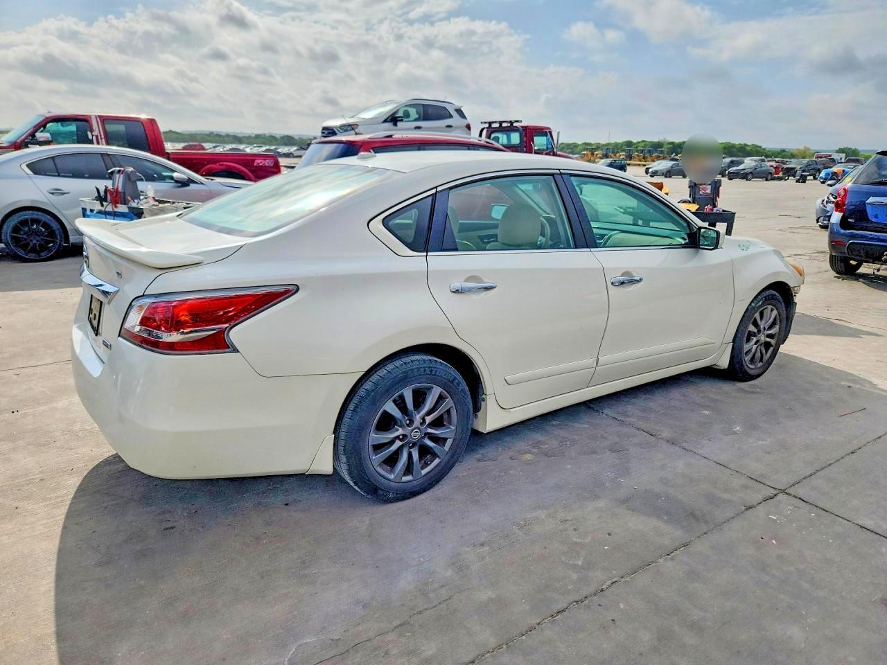 2015 NISSAN ALTIMA