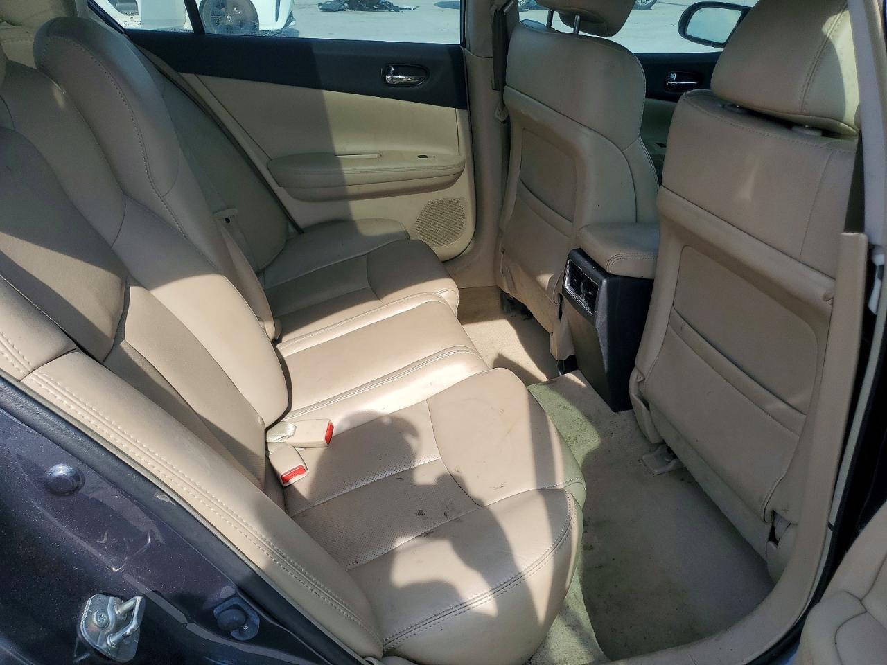 2012 NISSAN Maxima