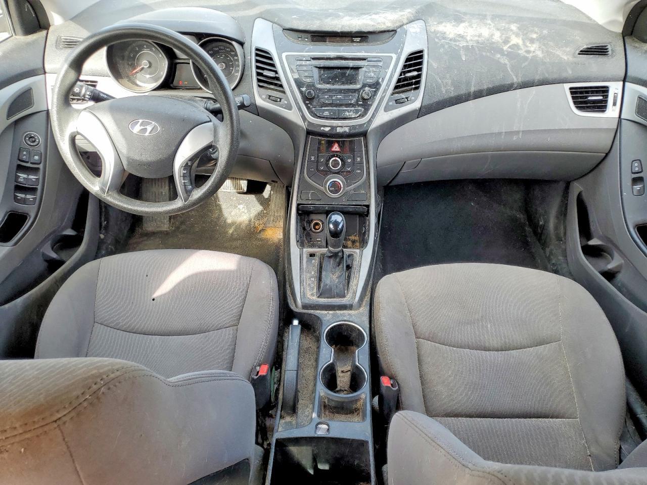 2016 HYUNDAI ELANTRA