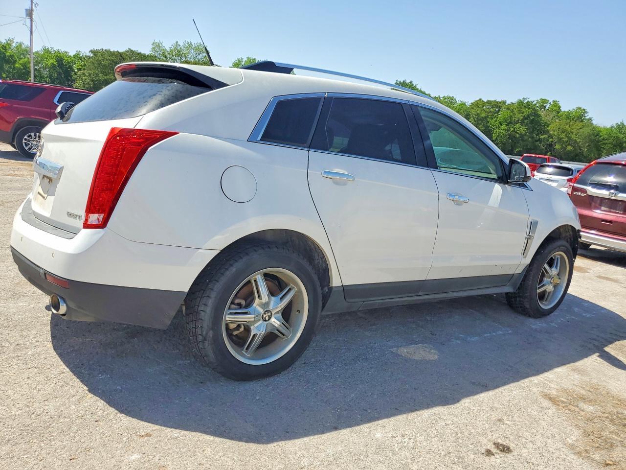 2011 CADILLAC SRX