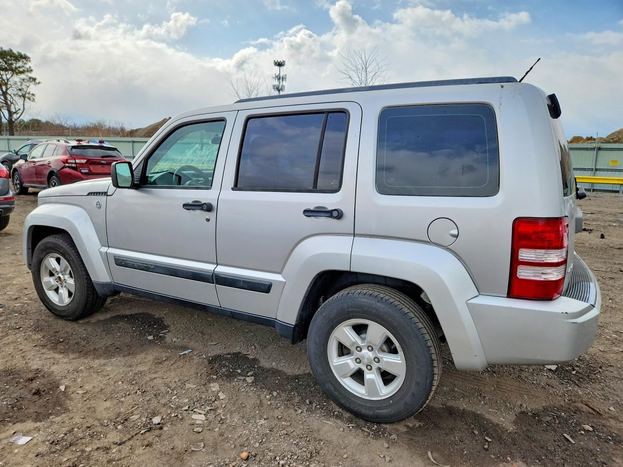 2012 JEEP Liberty