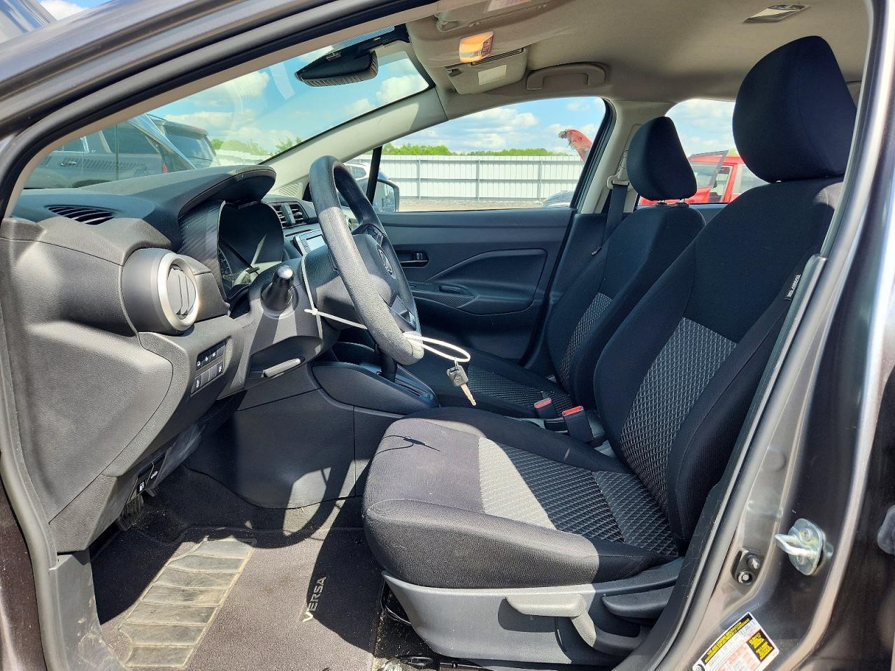 2023 NISSAN VERSA