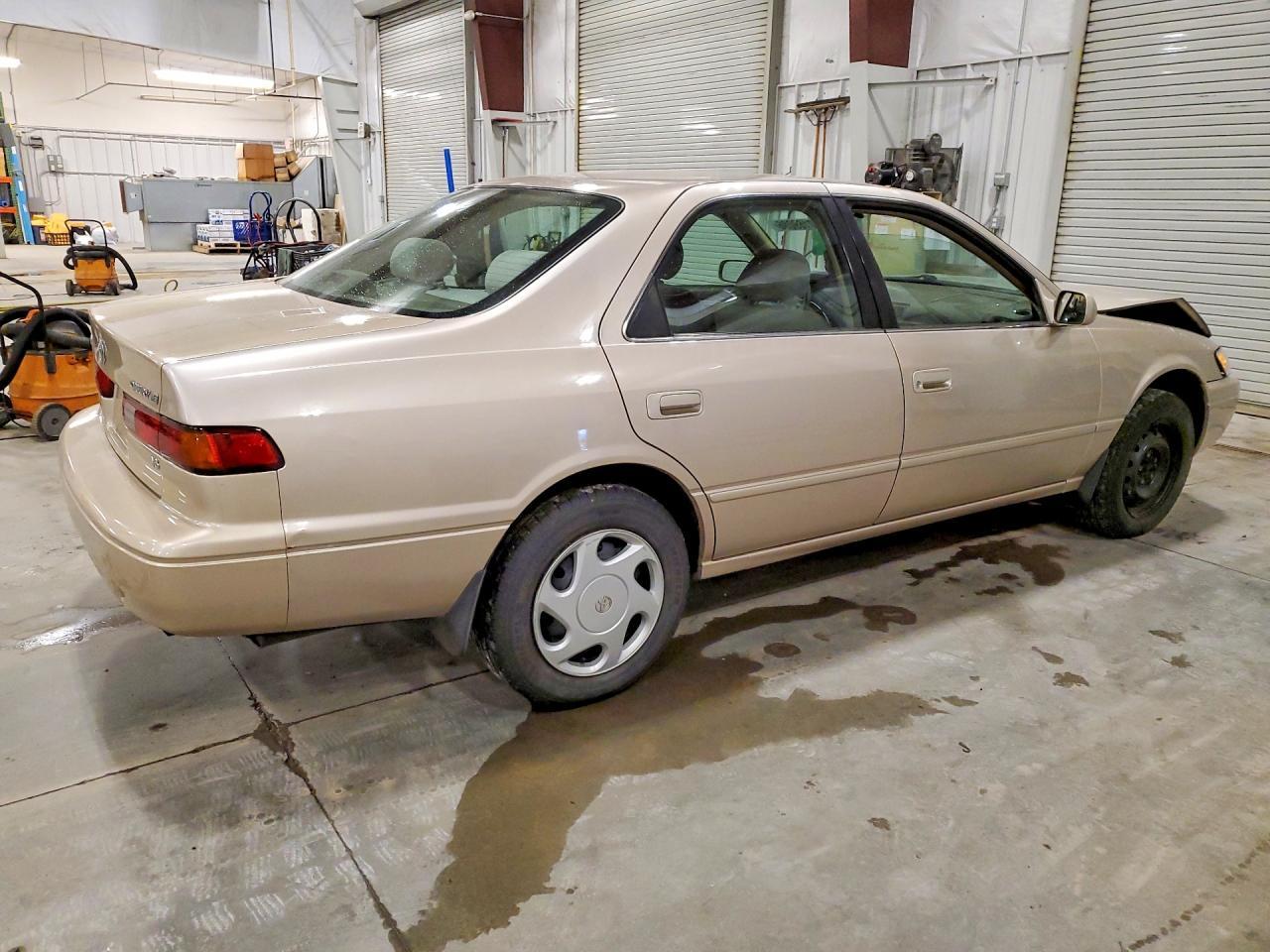 1997 TOYOTA CAMRY