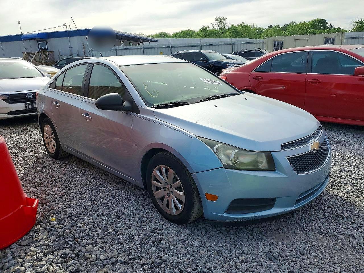 2011 CHEVROLET CRUZE