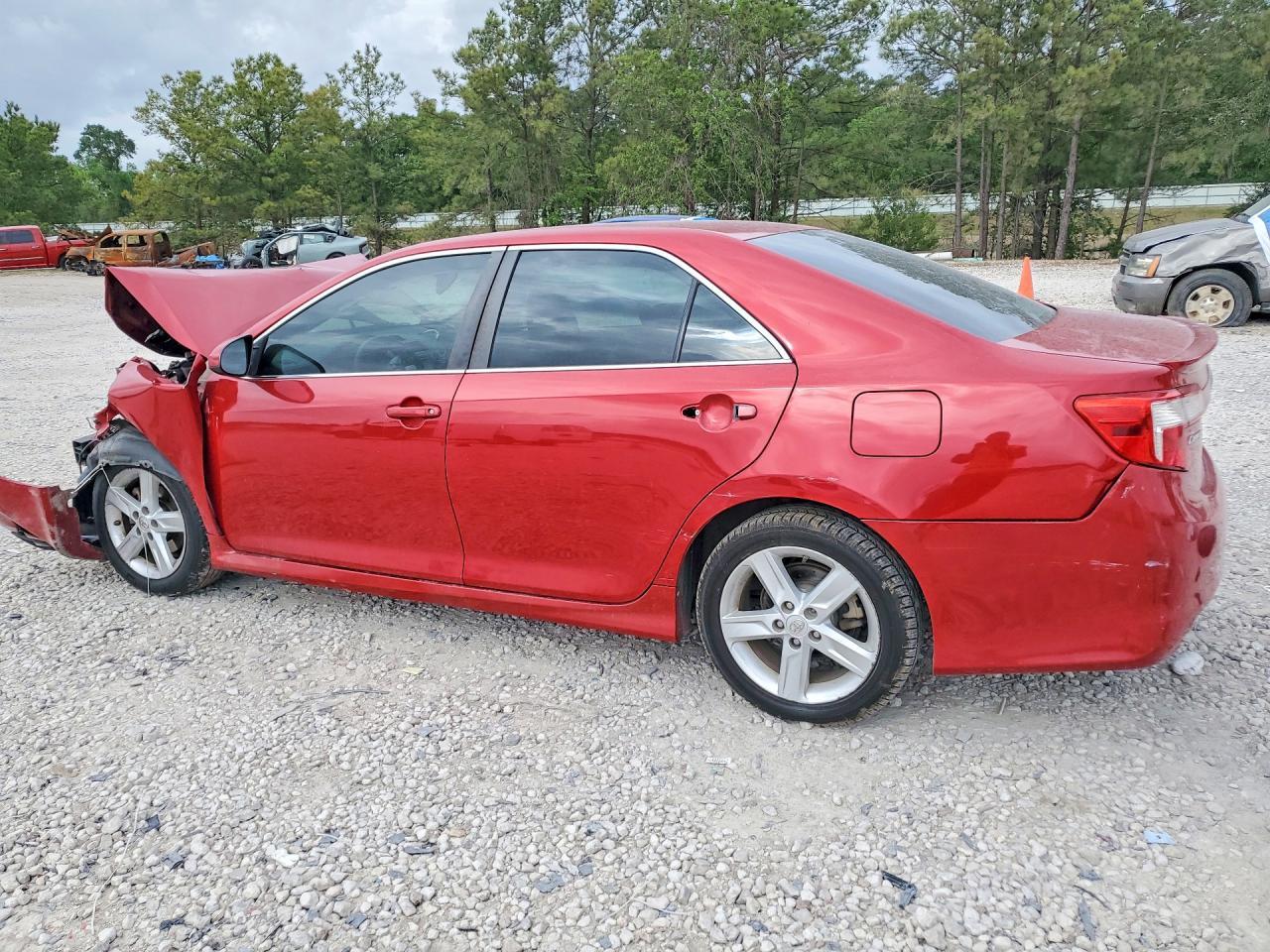 2013 TOYOTA CAMRY