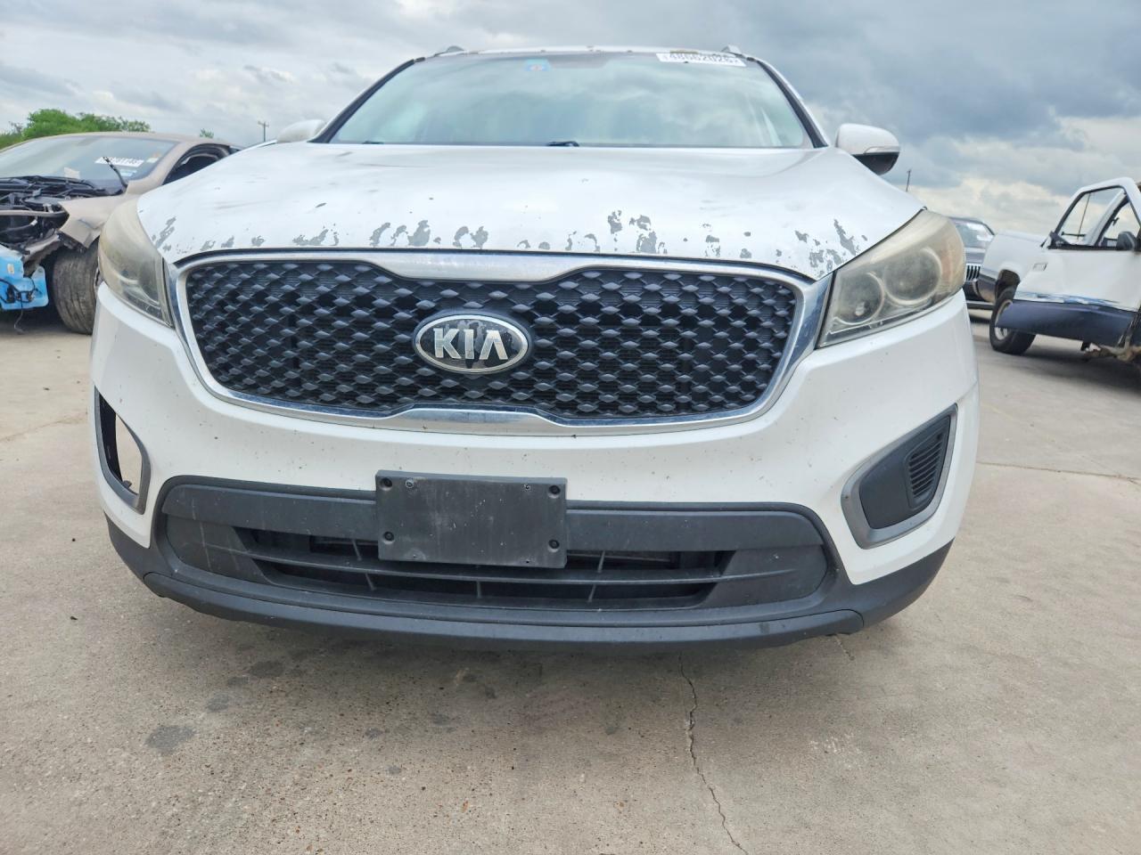 2016 KIA SORENTO