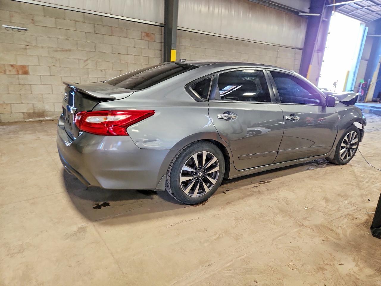 2016 NISSAN ALTIMA