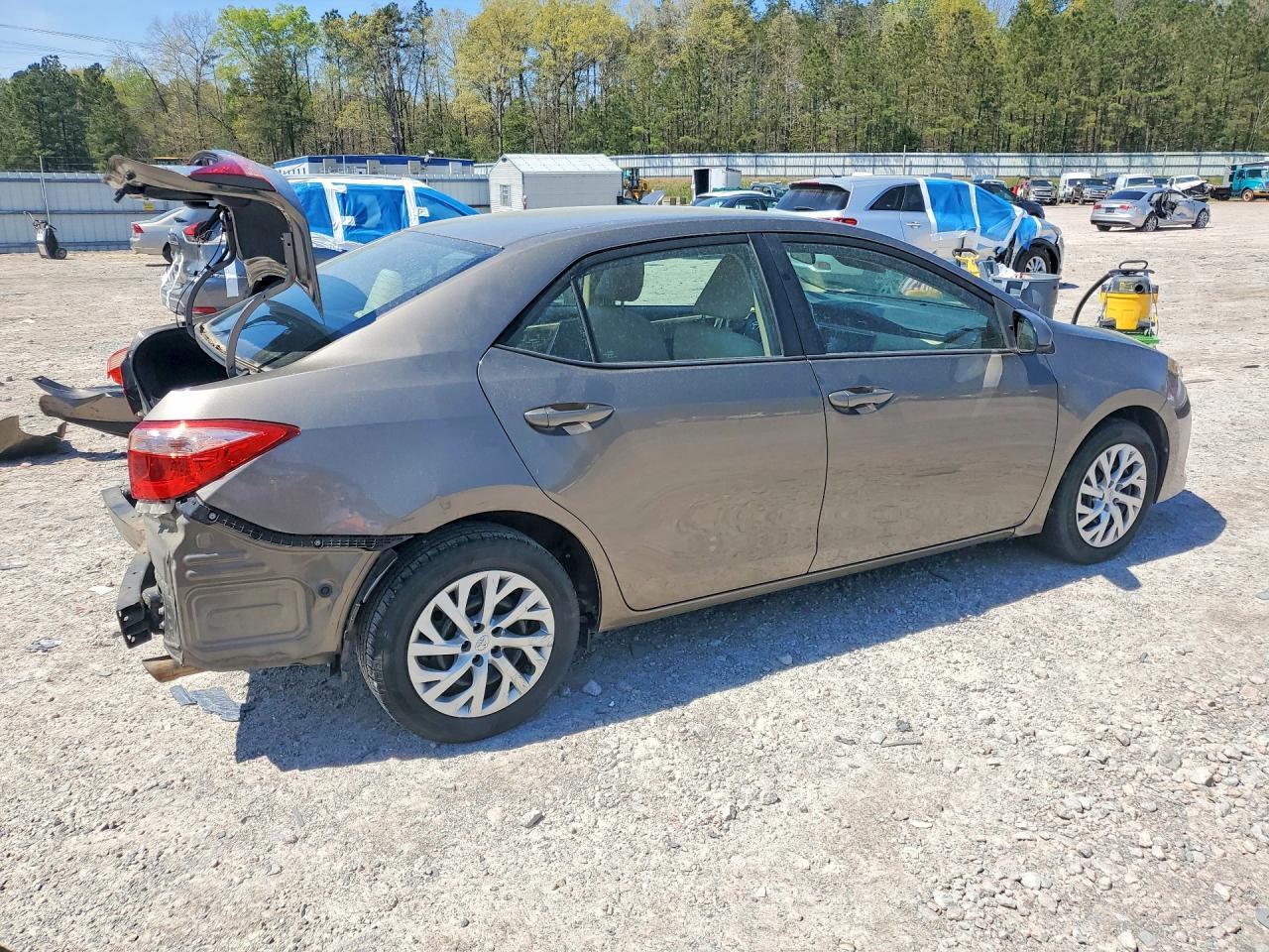 2018 TOYOTA COROLLA