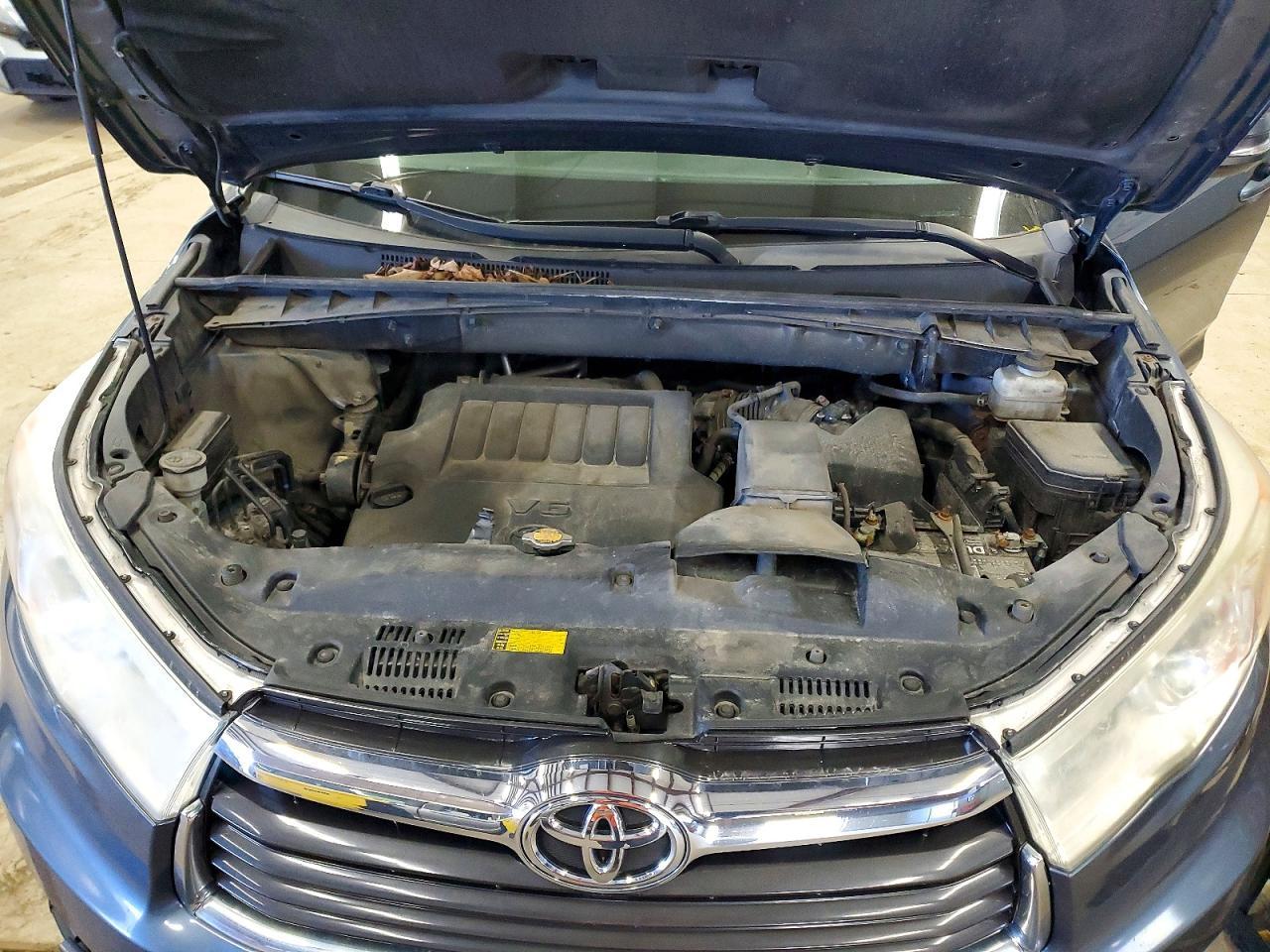2014 TOYOTA HIGHLANDER